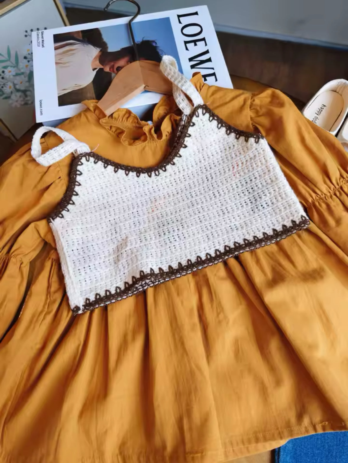 Conjunto pantalón , blusa mangas largas más chaleco de hilo (3 piezas)