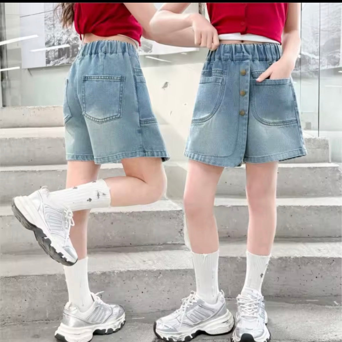 Short pollera de jeans detalle de bolsillos delanteros y botones dorados