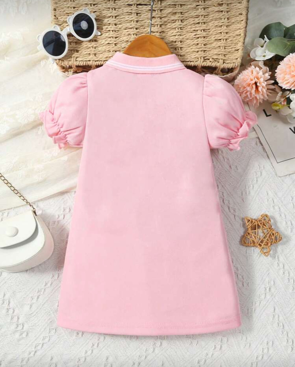 Vestido rosa suelto casual con detalle de osito en el pecho