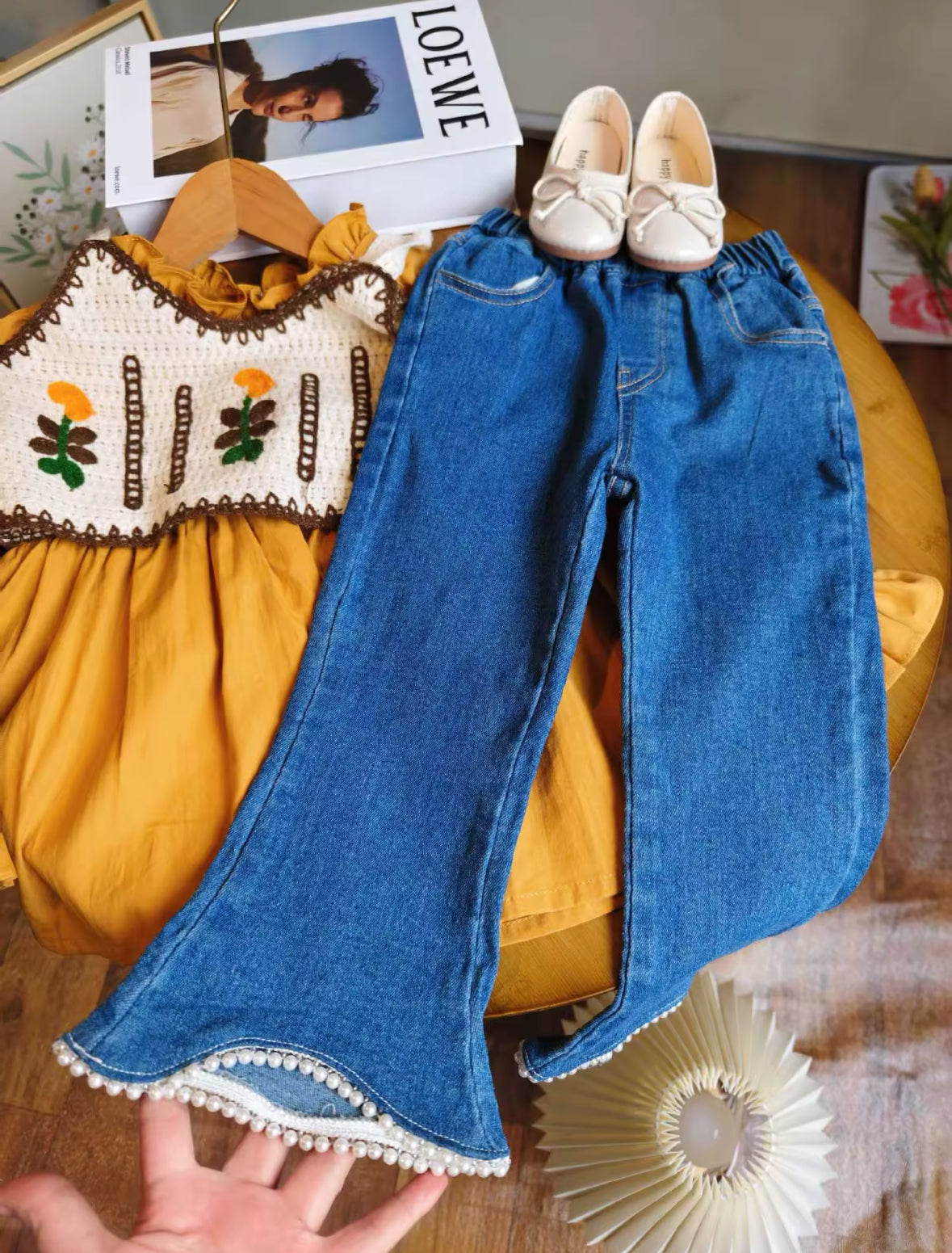 Conjunto pantalón , blusa mangas largas más chaleco de hilo (3 piezas)