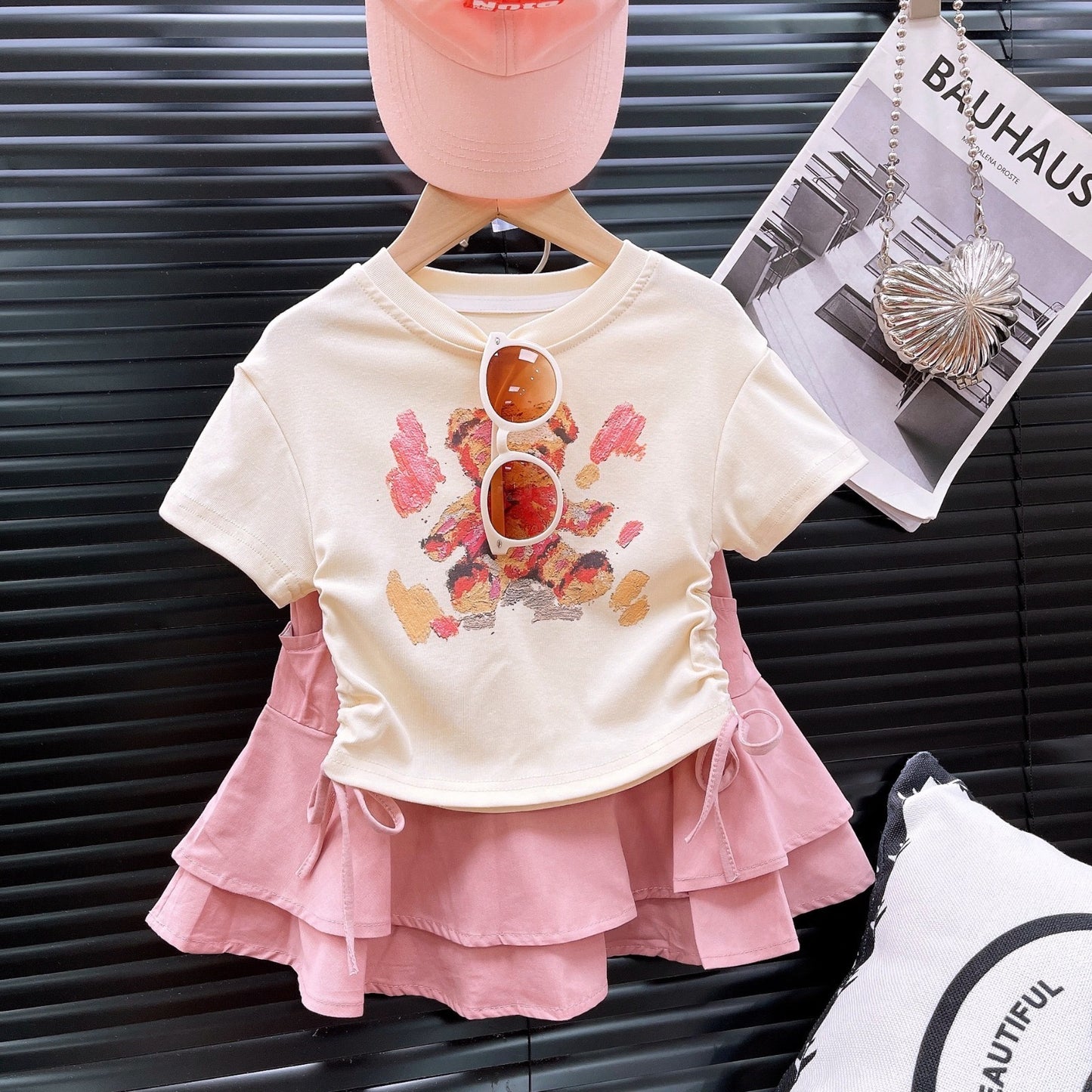 Conjunto pollera rosa con blusa