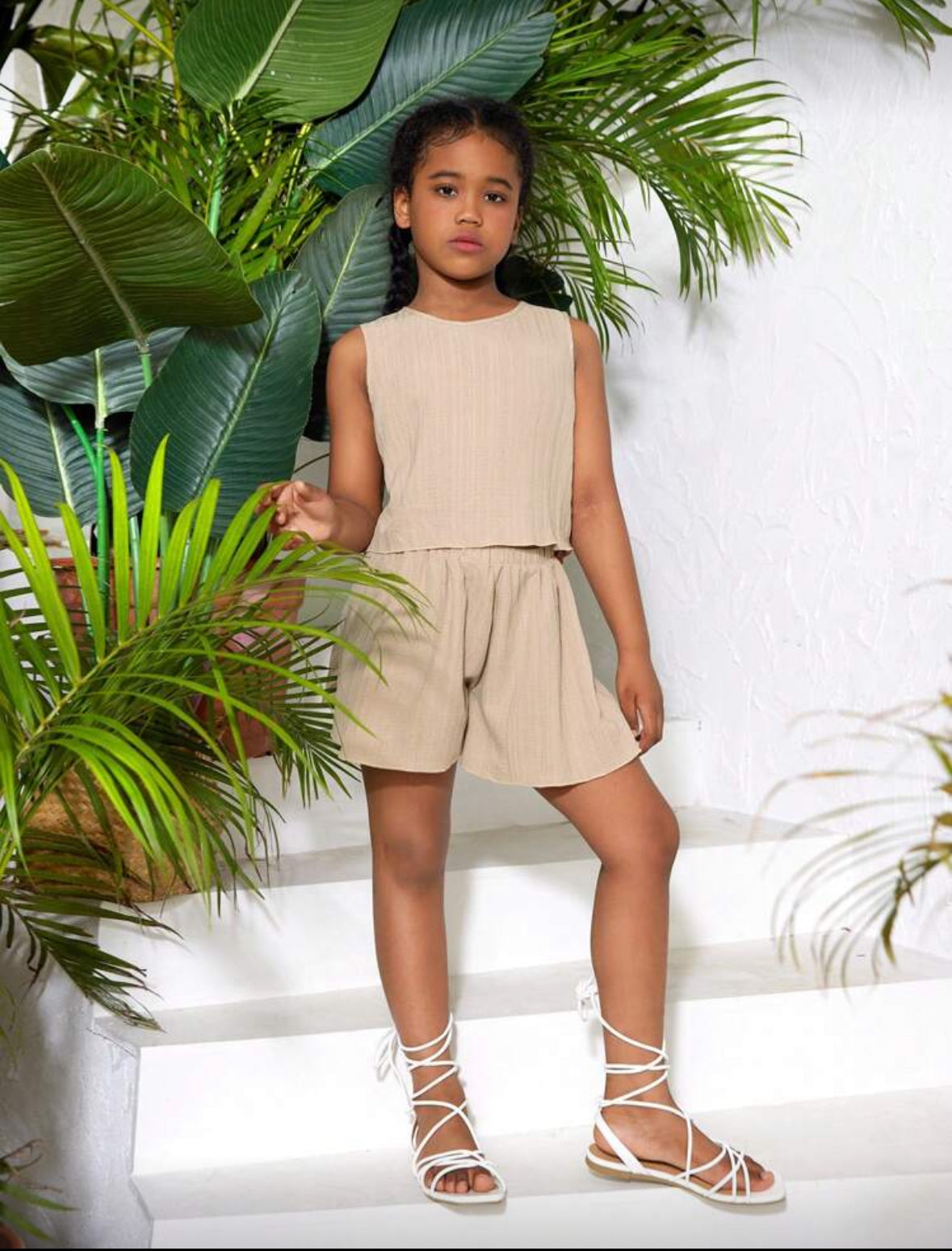 Conjunto short con blusa beige para niñas de 8a12 años