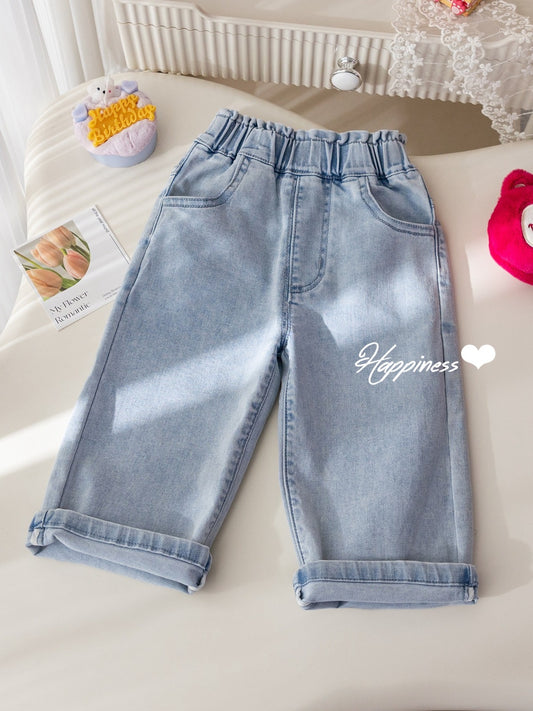 Pantalón de jeans, con bordado en el bolsillo de conejo y flores