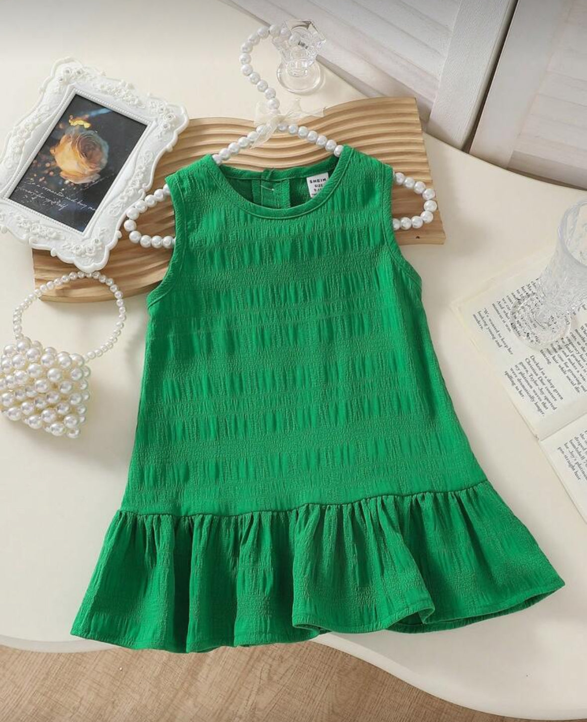 Vestido verde suelto para bebés de 1 a 3 años ! Detalles de botones en la parte de atrás