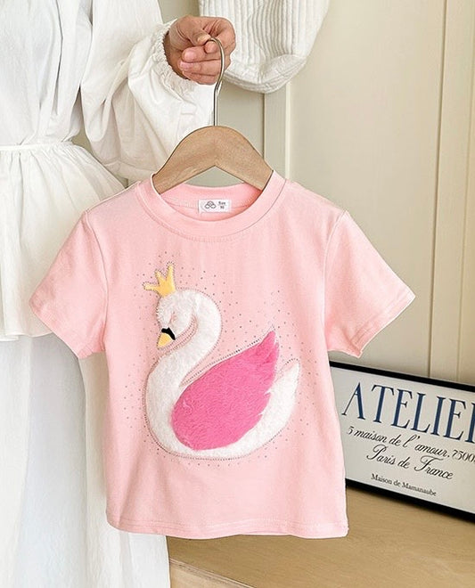 Remera rosa  de algodón detalle de cisne y brillo